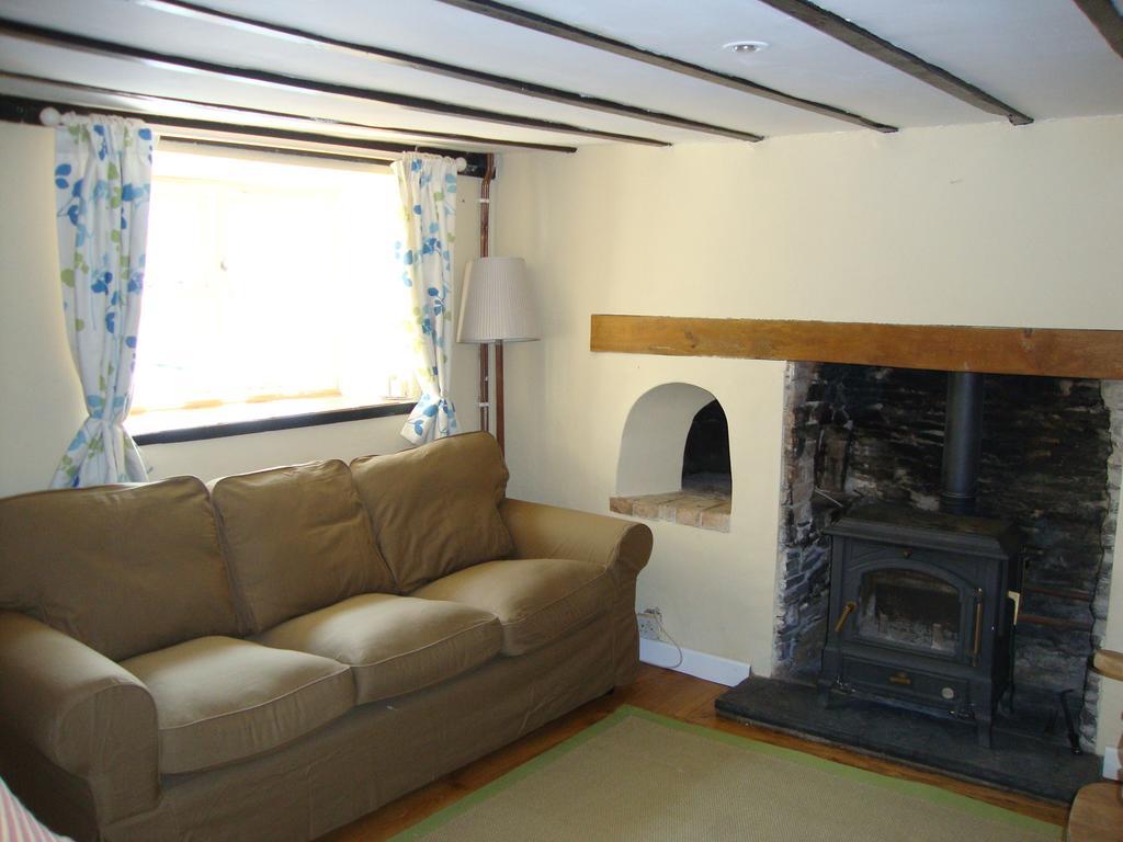 Ceiros Cottage Llangammarch Wells Eksteriør billede