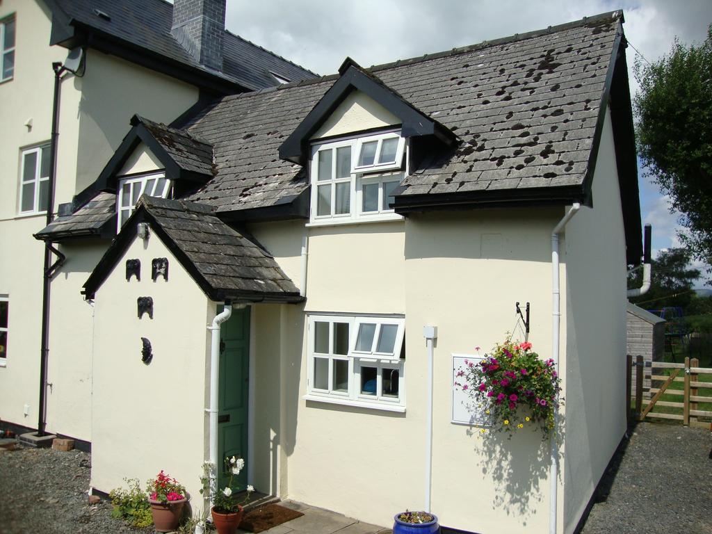 Ceiros Cottage Llangammarch Wells Eksteriør billede
